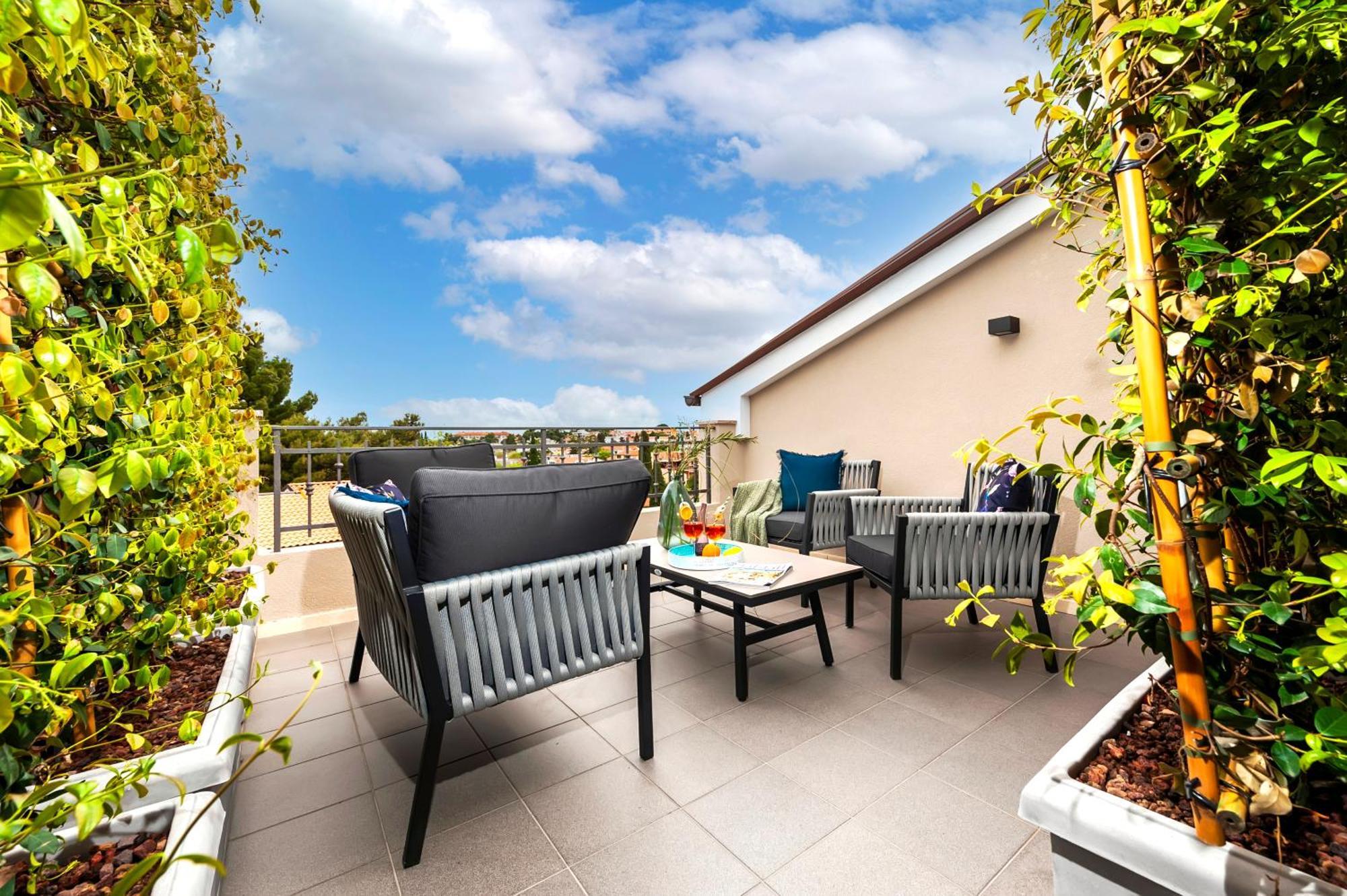 Sunset Residence โรวีน ห้อง รูปภาพ